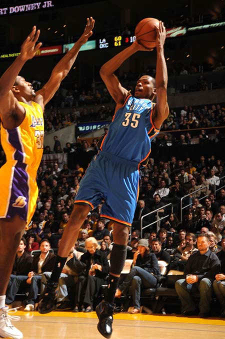 对于球迷而 对于球迷而