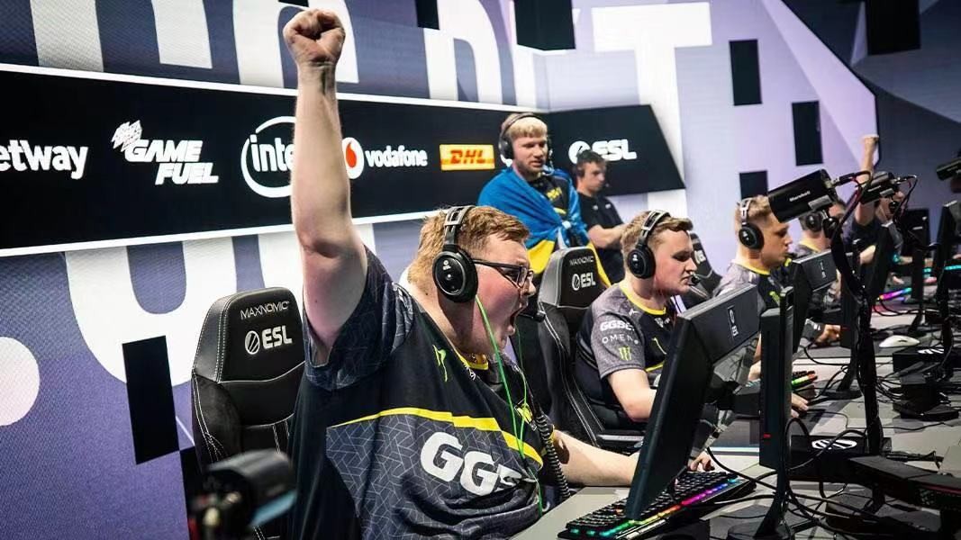 成了一曲动 成了一曲动